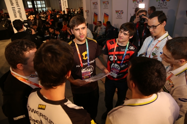 杏彩体育在线登录-包含意大利豪胜乌克兰，德国主场力取小组第一晋级的词条