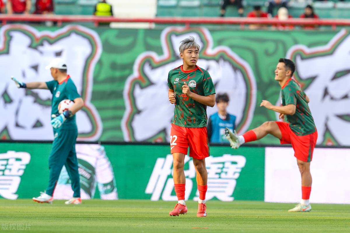 河南逆转战胜卫冕冠军,成为黑马 河南逆转战胜卫冕冠军,成为黑马