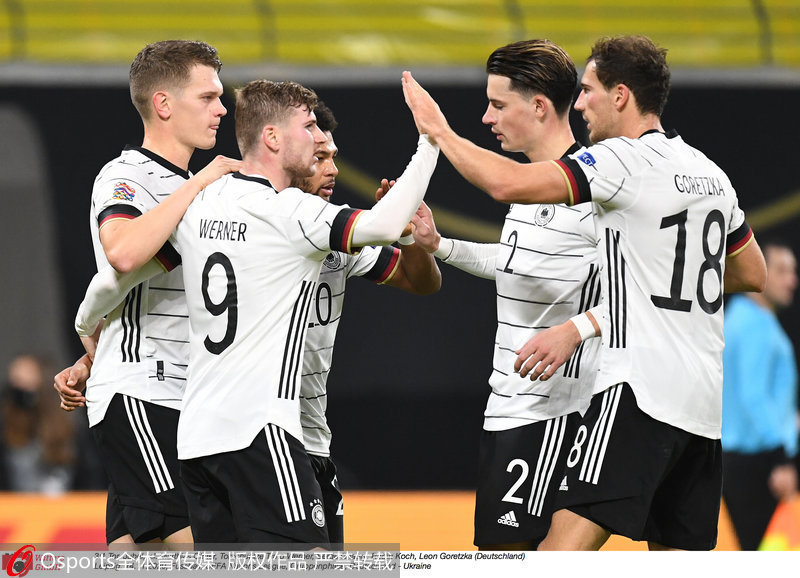 俄罗斯球队成功争议逆转，击败德国