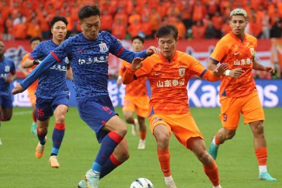 杏彩体育-上海申花准备挑战山东泰山，力争抢分