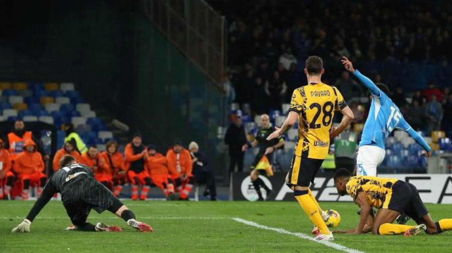 那不勒斯主场力克对手，豪取三分的简单介绍