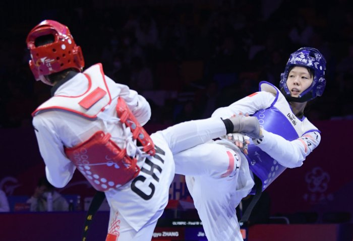 关于跆拳道男子团体赛冠军产生，俄罗斯取胜的信息